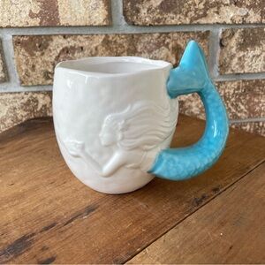 DEI Mermaid Mug Aqua White Beauty! We Bring the Fun Excellent Condition!